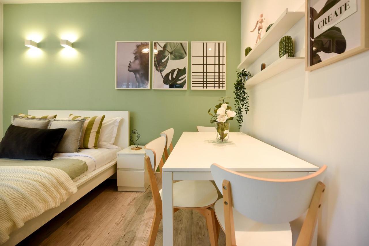 Spacious 1Br In The City Center - Amazing For Extended Stays Boekarest Buitenkant foto